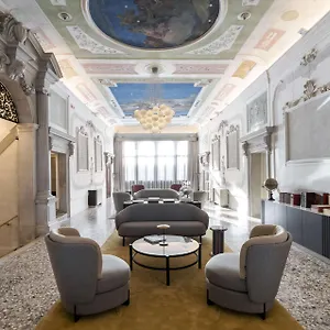 Radisson Collection Hotel, Palazzo Nani ***** Venice