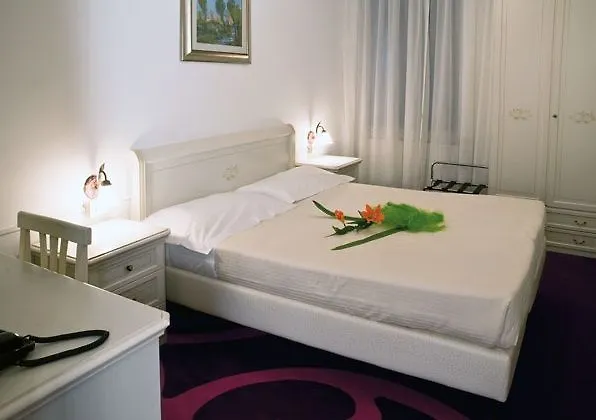 Stella Alpina Edelweiss Hotel Venice